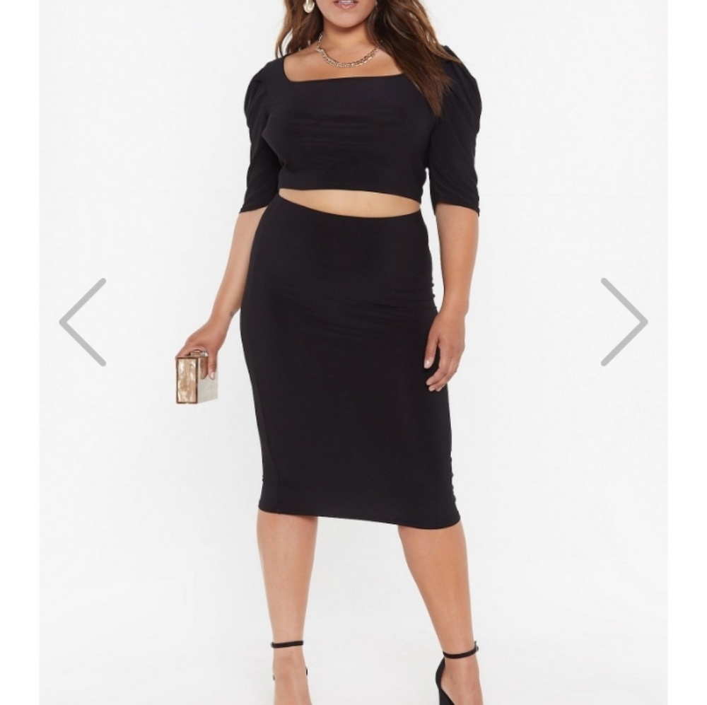 Nasty Gal Plus size Skirt and Puff Sleeved Set